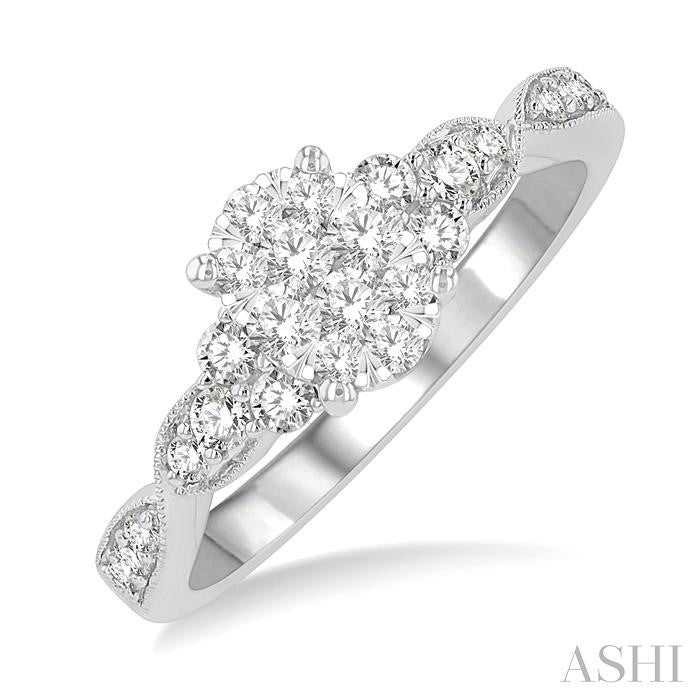 1/2 Ctw Oval Shape Center Criss Cross Carved Shank Shine Bright Round Cut Diamond Engagement Ring in 14K White Gold
