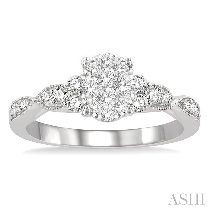 1/2 Ctw Oval Shape Center Criss Cross Carved Shank Shine Bright Round Cut Diamond Engagement Ring in 14K White Gold