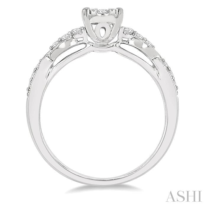 1/2 Ctw Oval Shape Center Criss Cross Carved Shank Shine Bright Round Cut Diamond Engagement Ring in 14K White Gold