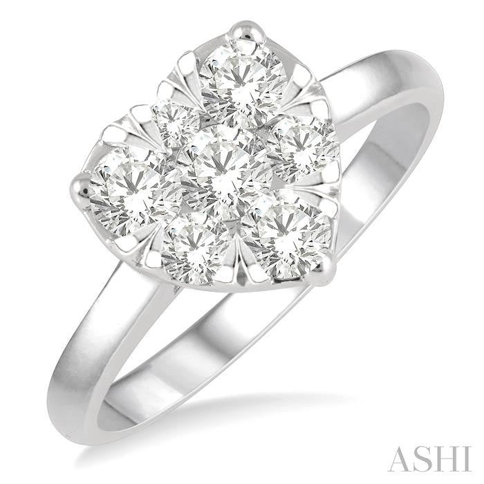 1 Ctw Round Cut Diamond Heart Shape Shine Bright Ring in 14K White Gold