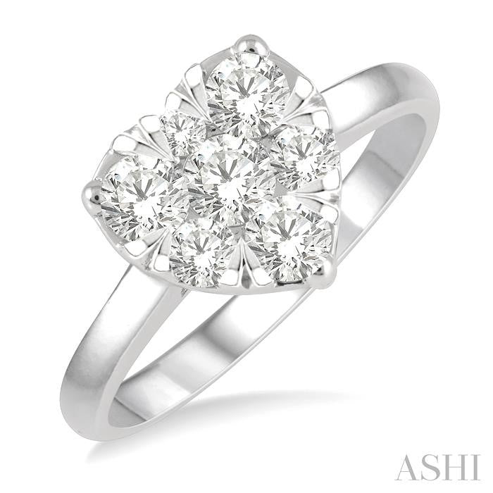 3/4 Ctw Round Cut Diamond Heart Shape Shine Bright Ring in 14K White Gold