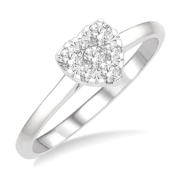 1/4 Ctw Round Cut Diamond Heart Shape Shine Bright Ring in 14K White Gold