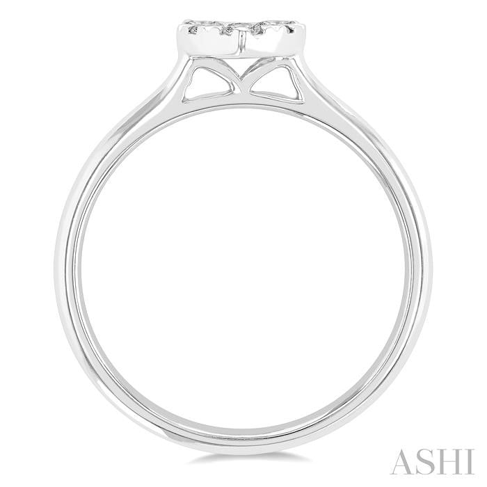 1/8 Ctw Round Cut Diamond Heart Shape Shine Bright Ring in 14K White Gold