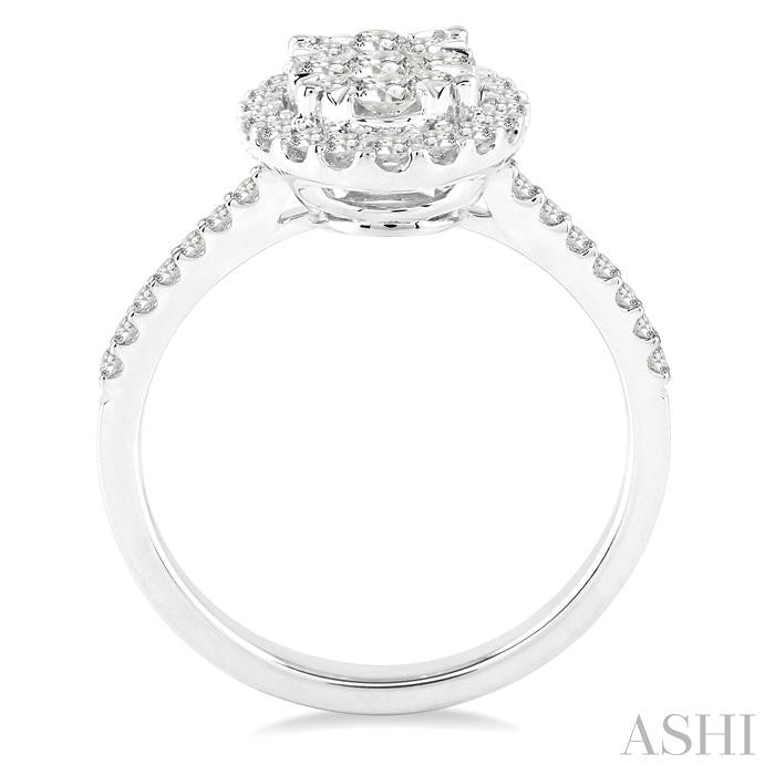 3/4 Ctw Oval Shape Diamond Shine Bright Ring in 14K White Gold