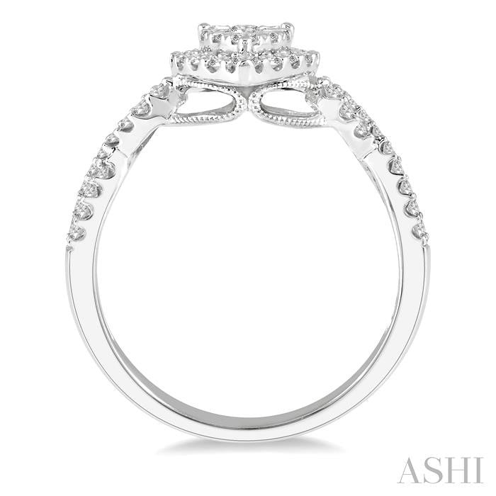 3/4 Ctw Pear Shape Diamond Shine Bright Ring in 14K White Gold