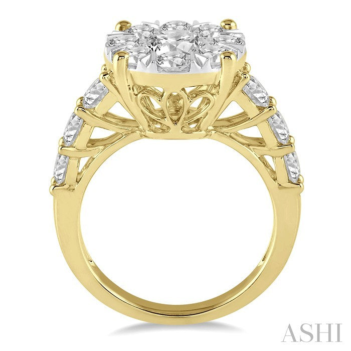 2 Ctw Round Cut Lovebright Diamond Ring in 14K Yellow and White Gold