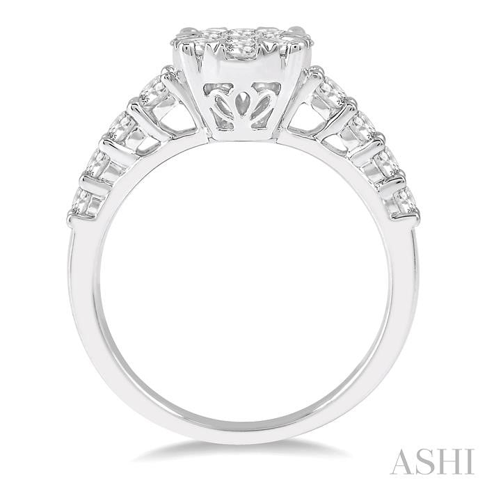 1 1/10 Ctw Round Cut Shine Bright Diamond Ring in 14K White Gold