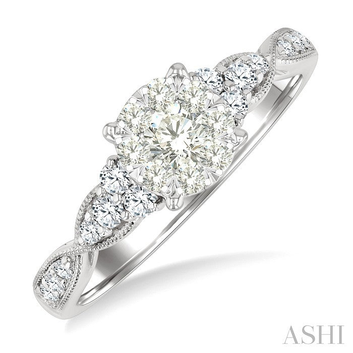 1/2 Ctw Round Shape Shine Bright Carved Shank Round Cut Diamond Engagement Ring in 14K White Gold