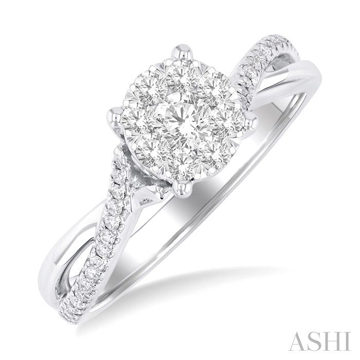 1/2 Ctw Round Shape Shine Bright Split Entwined Shank Round Cut Diamond Engagement Ring in 14K White Gold