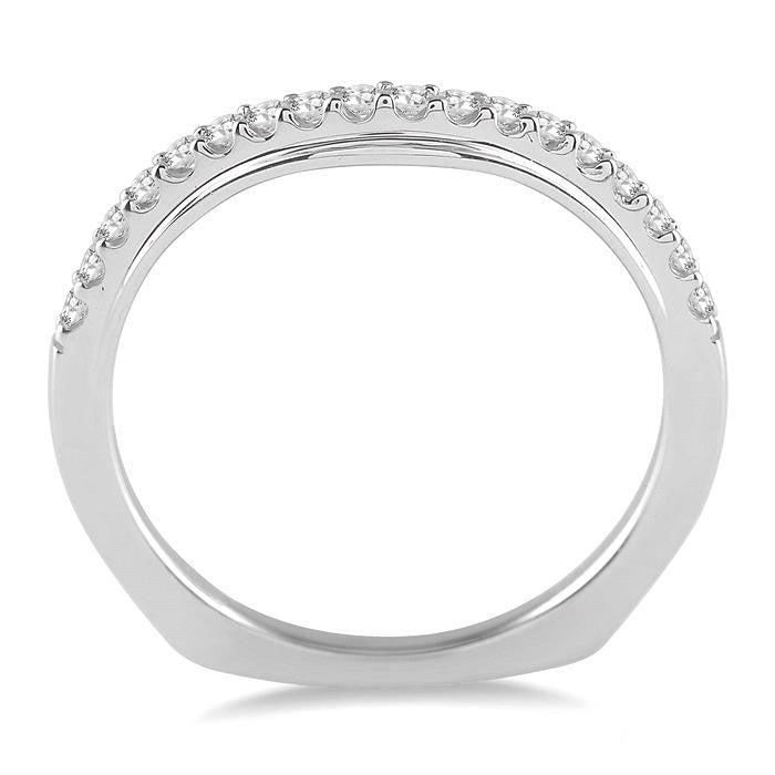 1/4 Ctw Round Cut Diamond Wedding Band in 14K White Gold