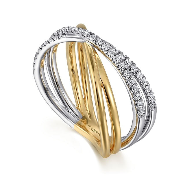 Opulence Diamond Ring in Gold