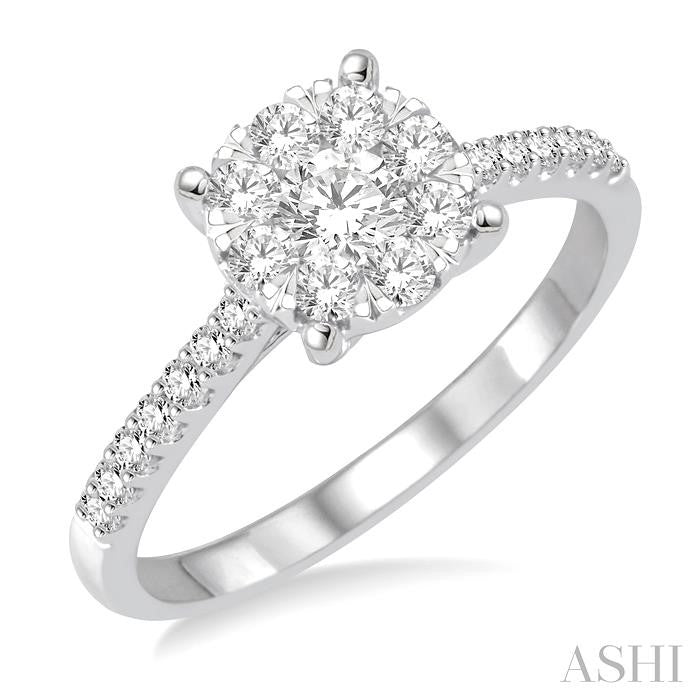 3/4 Ctw Round Cut Shine Bright Diamond Ring in 14K White Gold