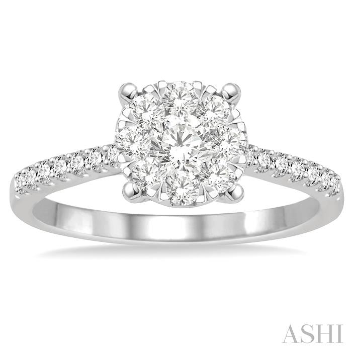 3/4 Ctw Round Cut Shine Bright Diamond Ring in 14K White Gold