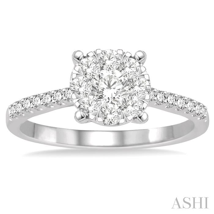 3/4 Ctw Round Cut Shine Bright Diamond Ring in 14K White Gold