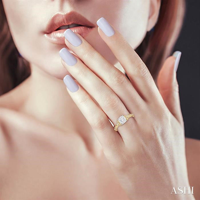 1/2 Ctw Marquise Shank Circular Mount Shine Bright Round Cut Diamond Ring in 14K Yellow and White Gold