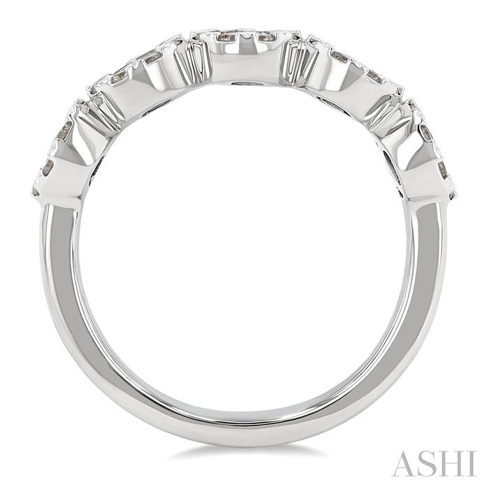 1 Ctw 5-Stone Shine Bright Round Cut Diamond Band in 14K White Gold