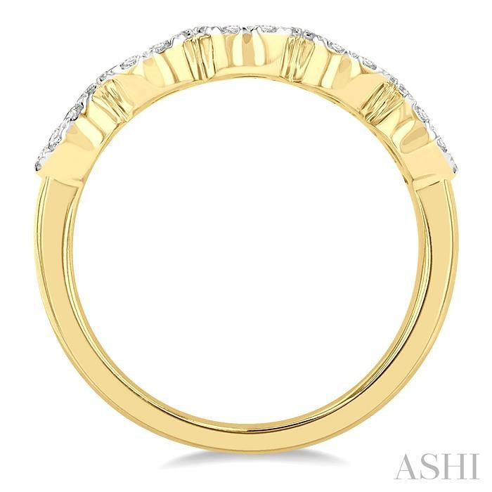 3/4 Ctw 5-Stone Shine Bright Round Cut Diamond Band in 14K Yellow & White Gold