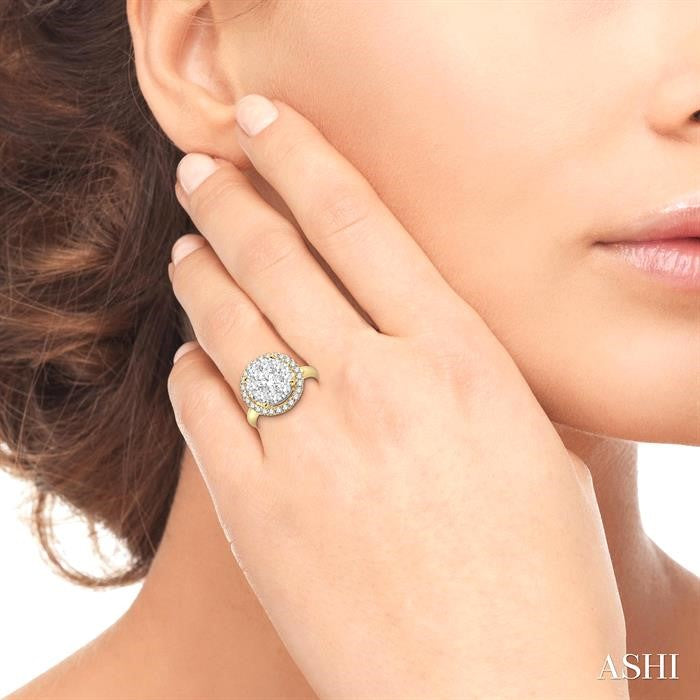 1 1/2 Ctw Lovebright Round Cut Diamond Engagement Ring in 14K Yellow and White Gold