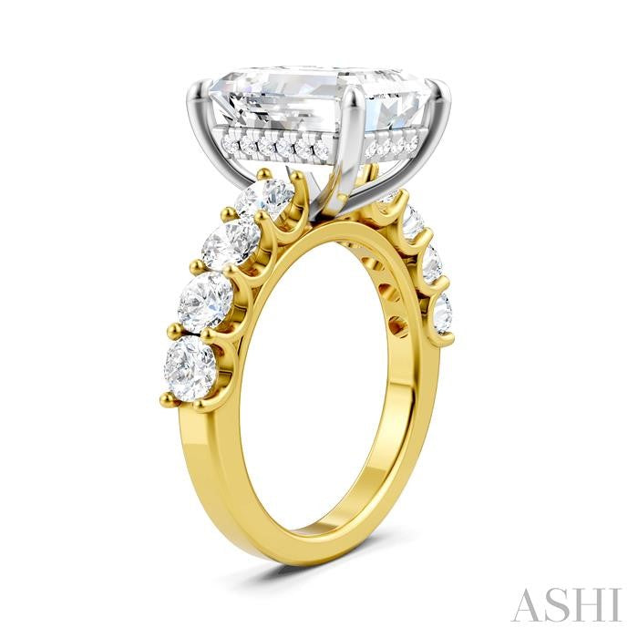 1 1/3 Ctw Emerald Shape Round Cut Diamond Semi-Mount Engagement Ring in 14K Yellow and White Gold