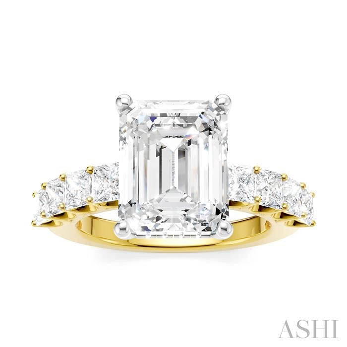 1 1/3 Ctw Emerald Shape Princess and Round Cut Diamond Semi-Mount Engagement Ring in 14K Yellow and White Gold