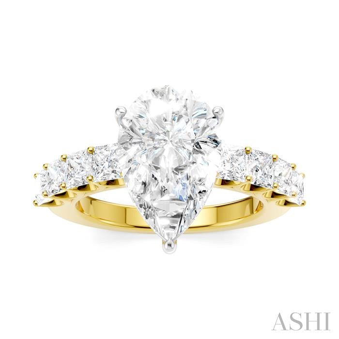 1 1/3 Ctw Pear Shape Princess and Round Cut Diamond Semi-Mount Engagement Ring in 14K Yellow and White Gold