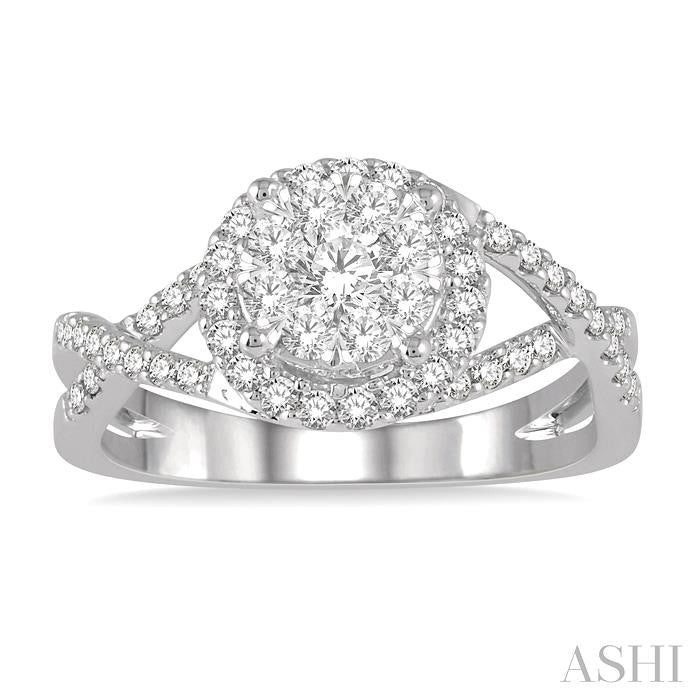 3/4 Ctw Shine Bright Round Cut Diamond Engagement Ring in 14K White Gold