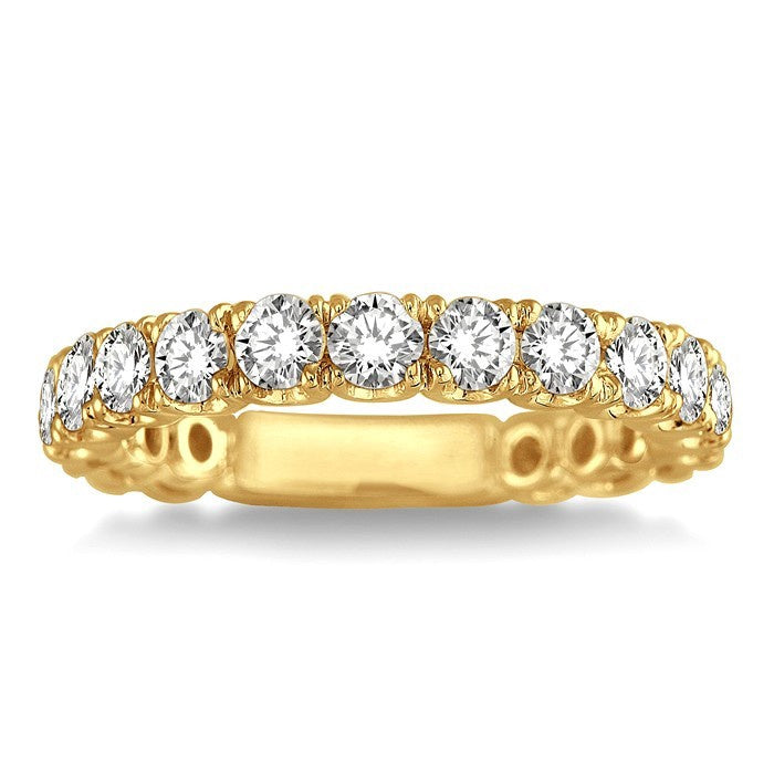 3/4 Ctw Round Cut Diamond Wedding Band in 14K Yellow Gold
