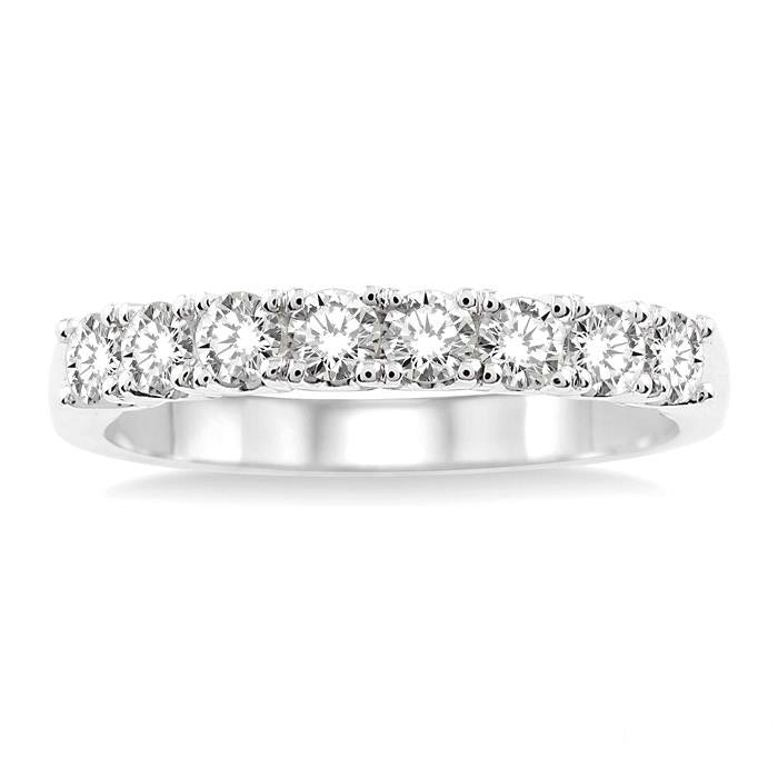 5/8 Ctw Round Cut Diamond Wedding Band in 14K White Gold