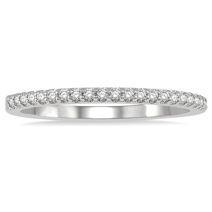 1/5 Ctw Round Cut Diamond Wedding Band in 14K White Gold