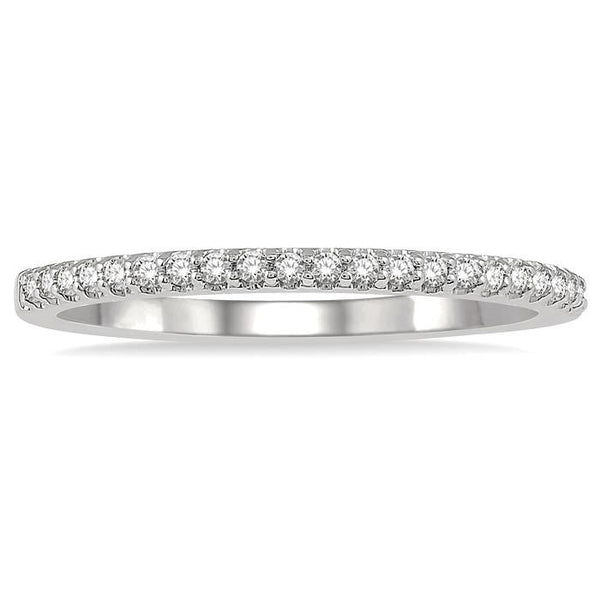 1/6 Ctw Round Cut Diamond Wedding Band in 14K White Gold