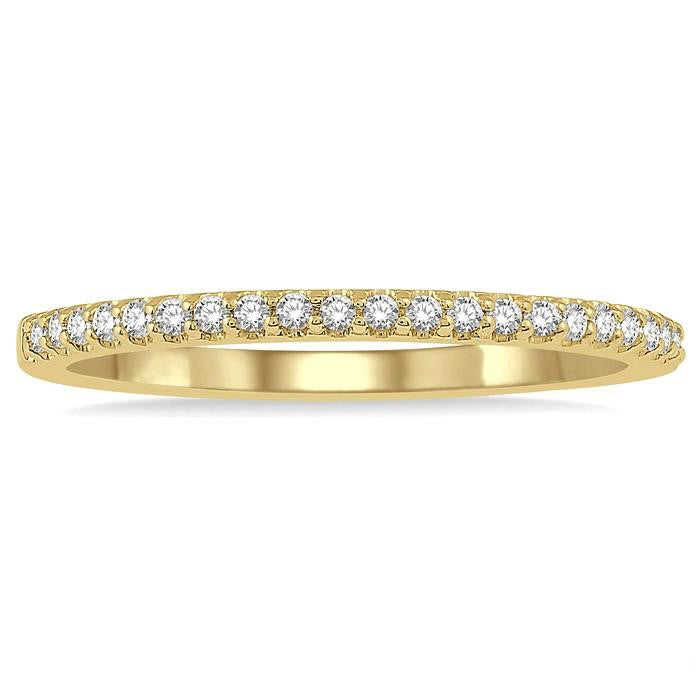 1/10 Ctw Round Cut Diamond Wedding Band in 14K Yellow Gold