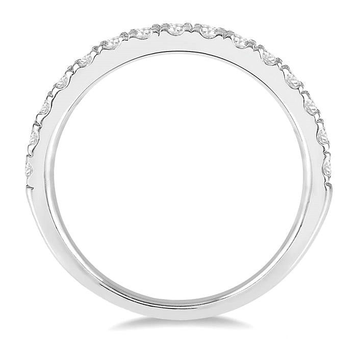 1/2 Ctw Round Cut Diamond Wedding Band in 14K White Gold