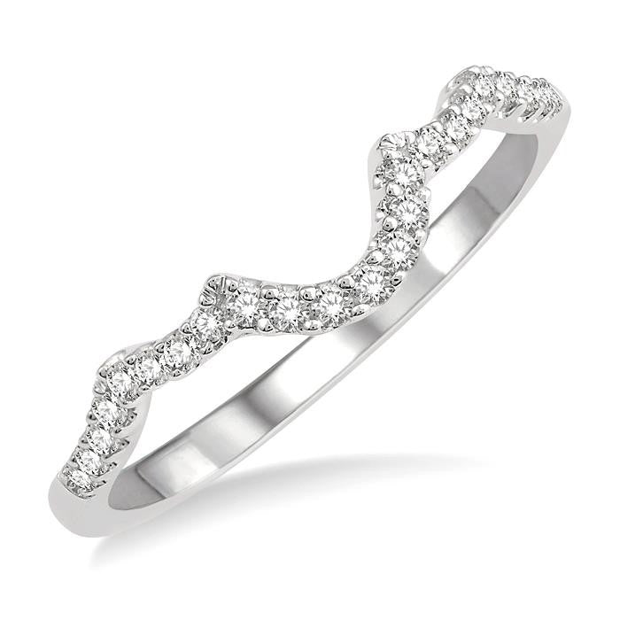 1/6 Ctw Curved Round Cut Diamond Wedding Band in 14K White Gold