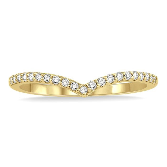 1/10 Ctw Chevron Center Round Cut Diamond Wedding Band in 14K Yellow Gold
