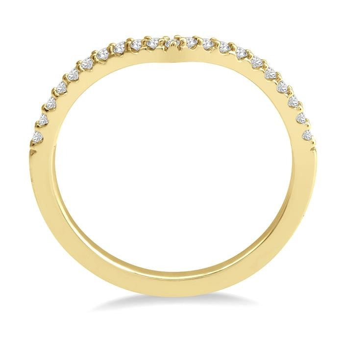 1/10 Ctw Chevron Center Round Cut Diamond Wedding Band in 14K Yellow Gold