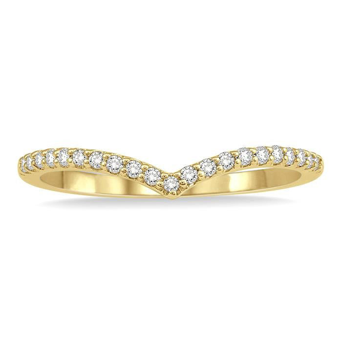 1/10 Ctw Chevron Center Round Cut Diamond Wedding Band in 14K Yellow Gold