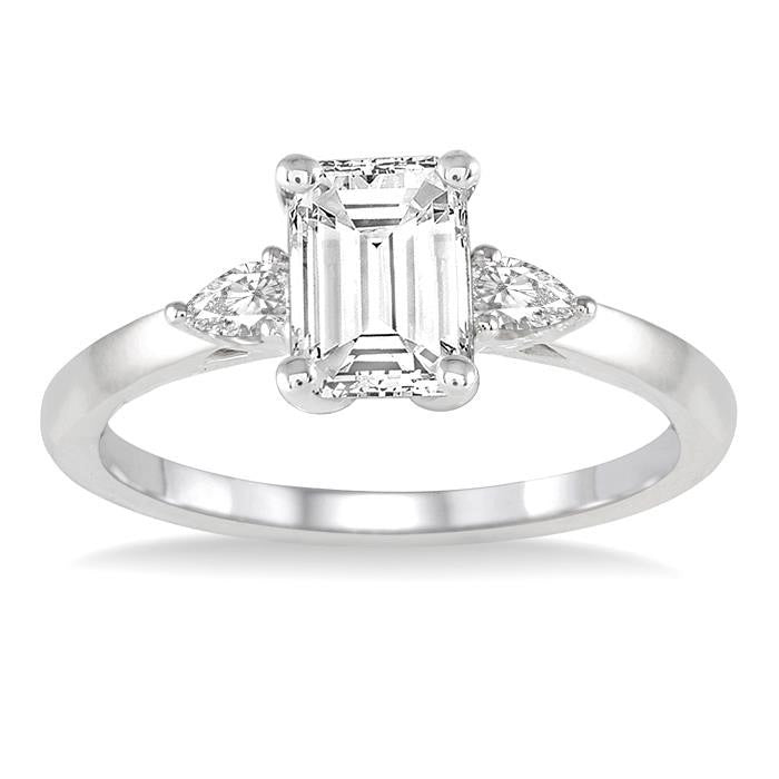 Emerald Shape Diamond Engagement Ring