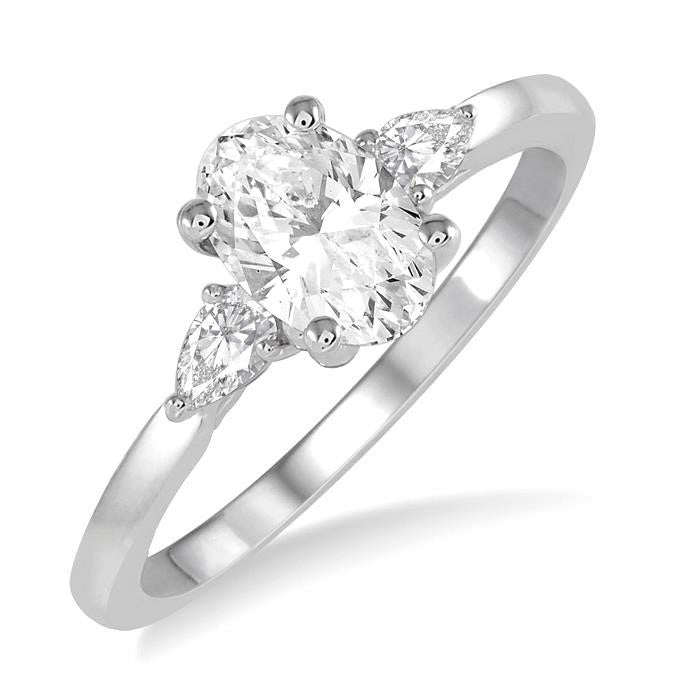 Oval Shape Diamond Engagement Ring