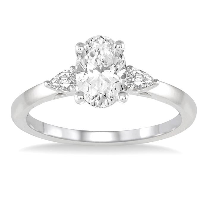 Oval Shape Diamond Engagement Ring
