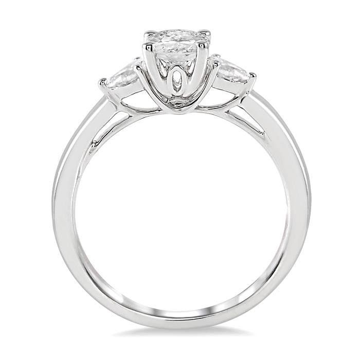 Oval Shape Diamond Engagement Ring