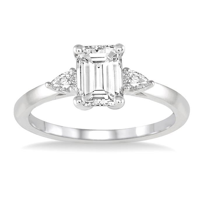 Emerald Shape Diamond Engagement Ring