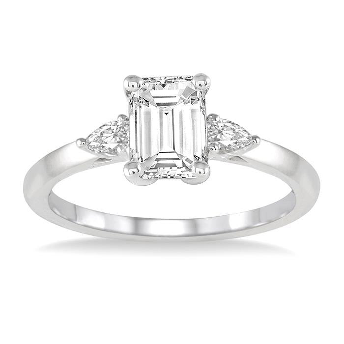 Diamond Engagement Ring