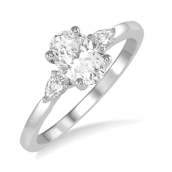 Oval Shape Diamond Engagement Ring