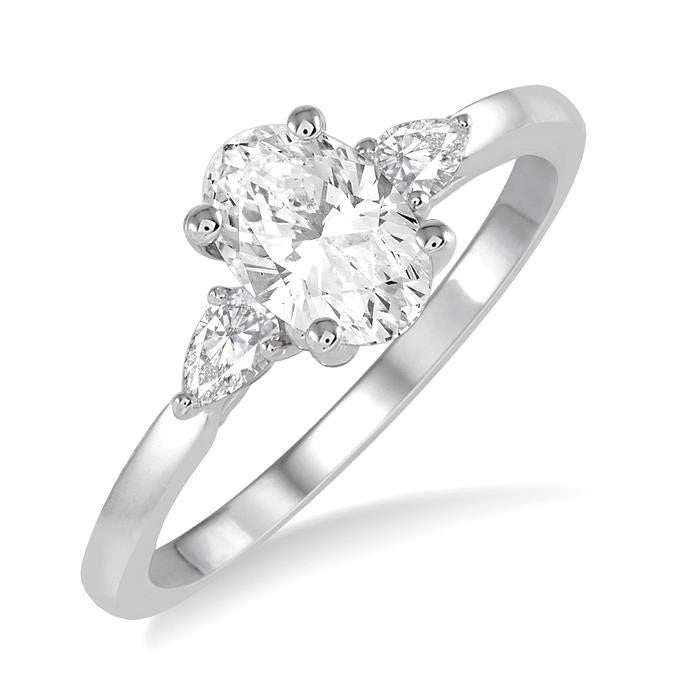 Oval Shape Diamond Engagement Ring