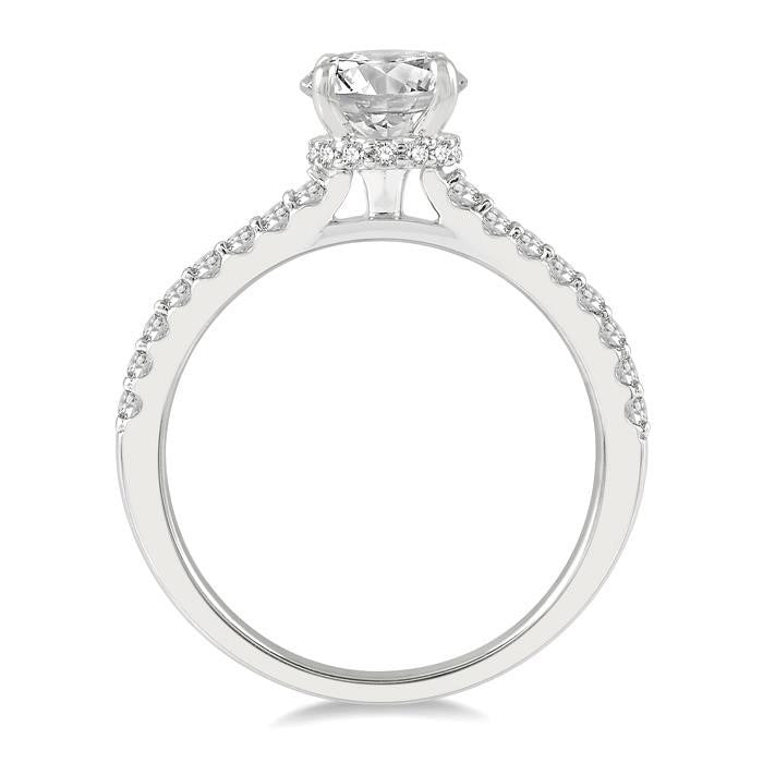 Round Shape Semi-Mount Diamond Engagement Ring