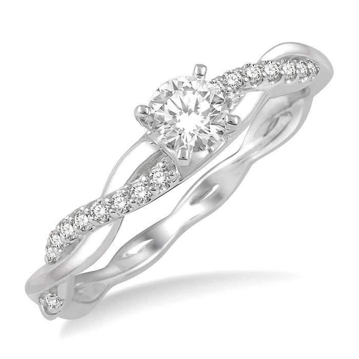 Round Shape Diamond Engagement Ring