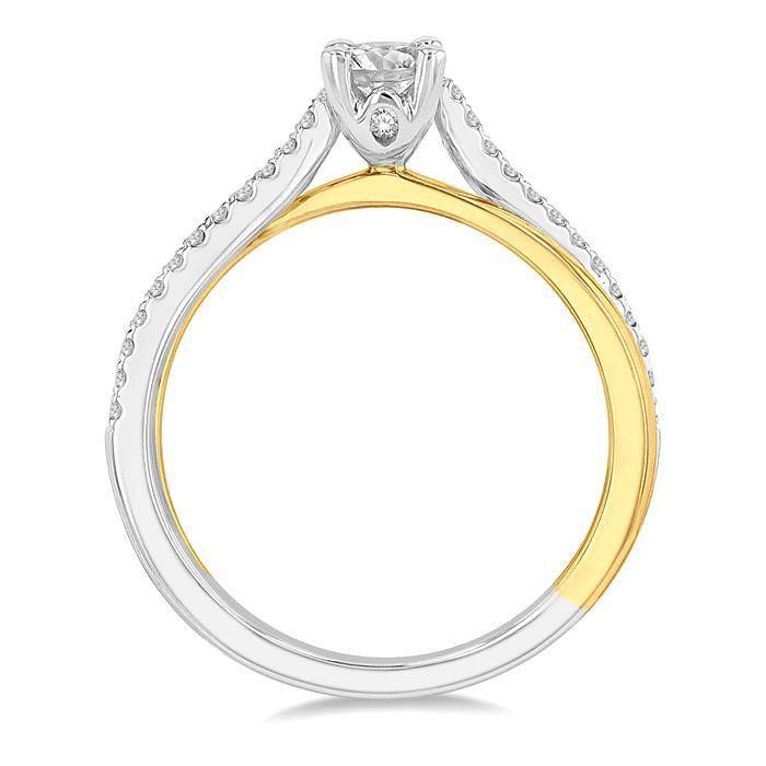 Oval Shape Diamond Engagement Ring