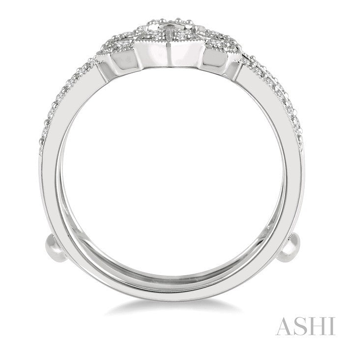 1/3 Ctw Ethnic Crown Center Round Cut Diamond Insert Ring in 14K White Gold