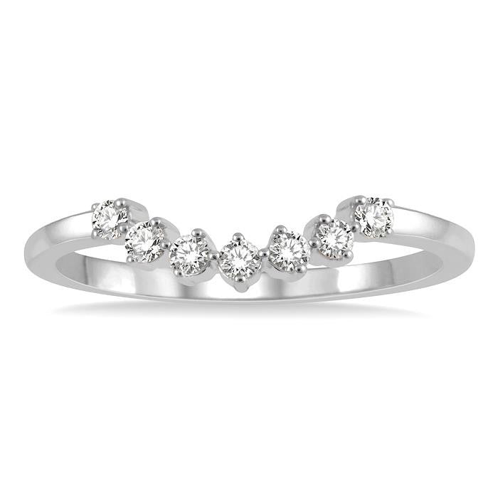 1/6 Ctw Vintage Circular Mount Curved Center Round Cut Diamond Wedding Band in 14K White Gold