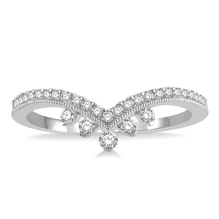1/4 Ctw Chevron Shank Round Cut Diamond Band in 14K White Gold